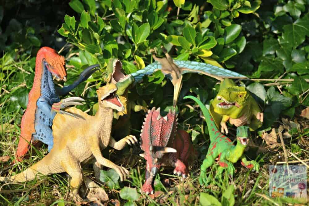 Schleich Dinosaurs {Review}