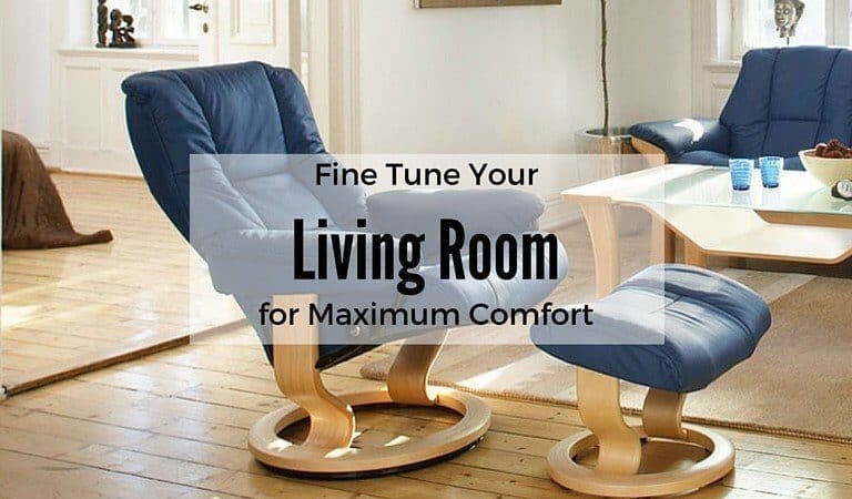 A living room with a wooden floor