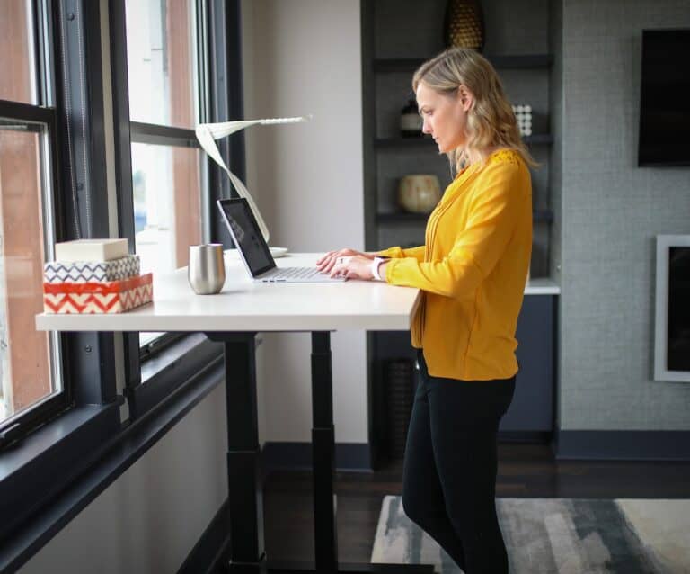 anti fatigue mat standing desk