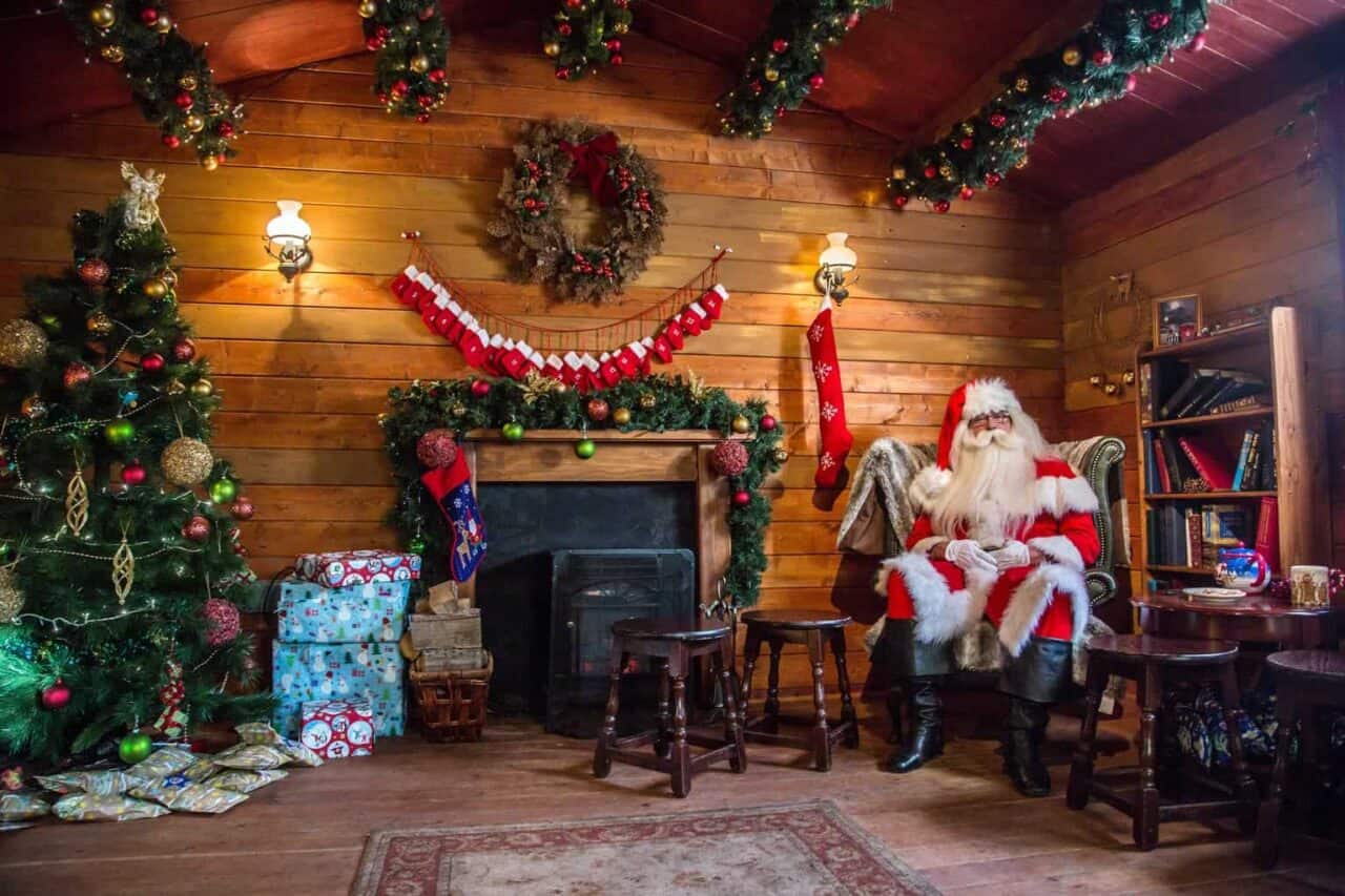 A living room with a christmas tree