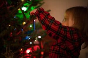 get children involved at Christmas