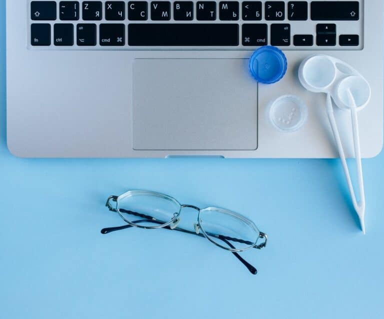 Are Contact Lenses better than Glasses?