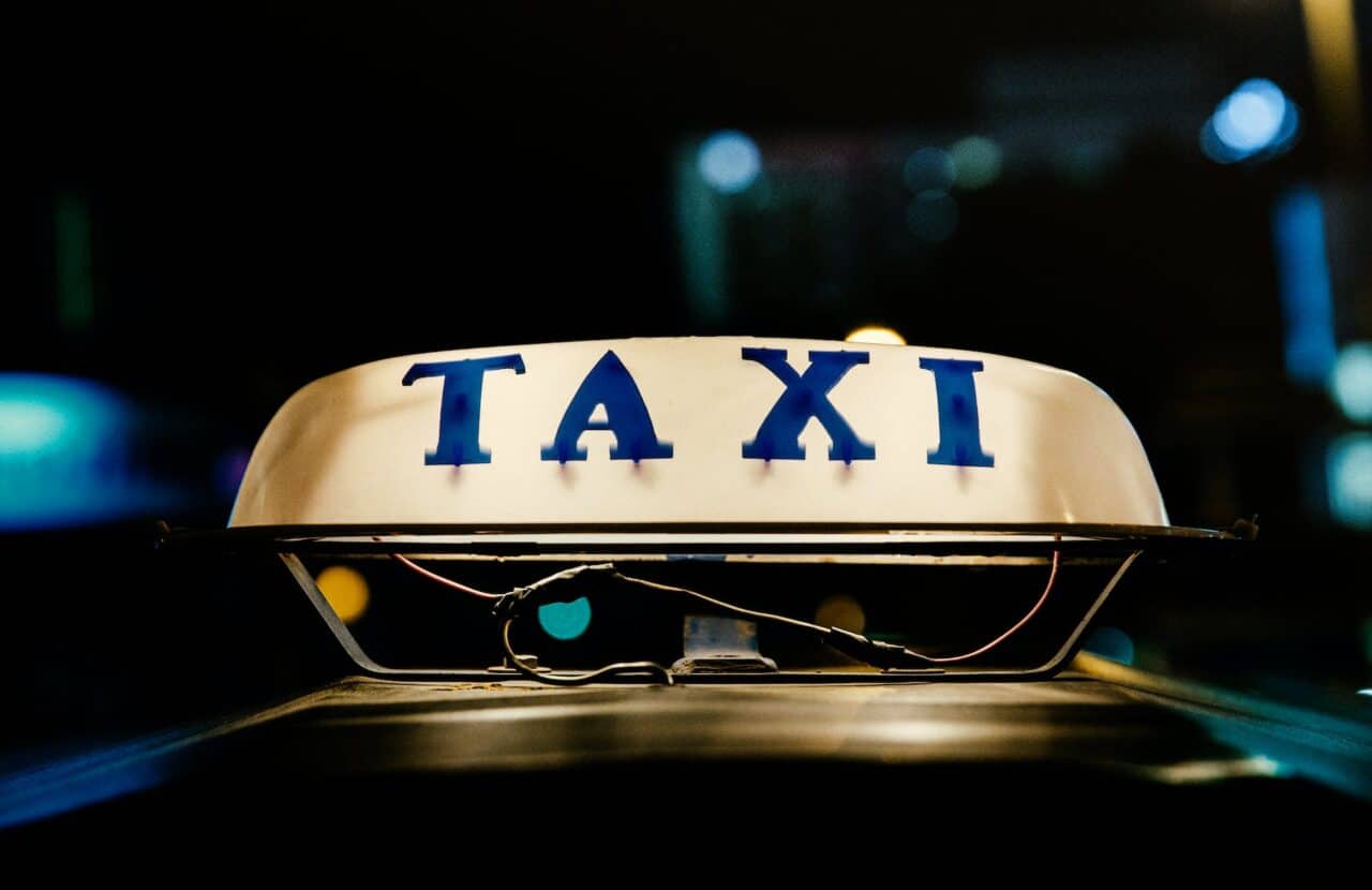 Things an Airport Taxi Driver Won't Tell You