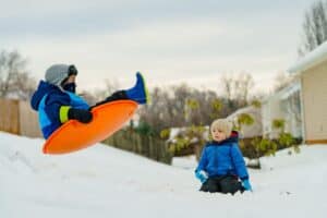 Tech-free snow day activities for kids