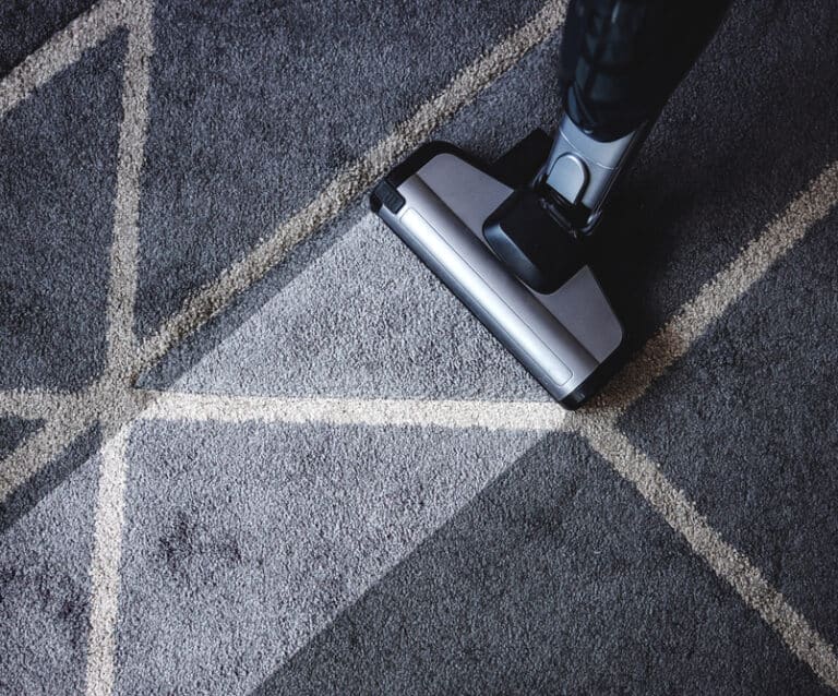 Benefits of Using a Carpet Steam Cleaner