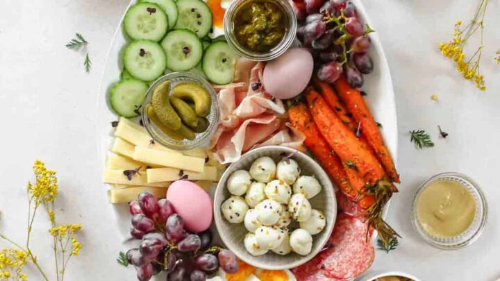 Image for Easy Easter Charcuterie Board