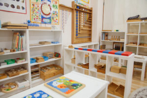 Why Montessori Schools Use Toys in Their Teaching Process