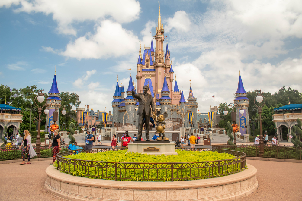 How to Save for Your First Family Trip to Walt Disney World: 6 Easy Tips