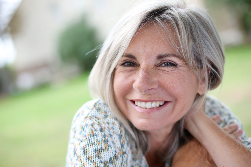 What Causes Wrinkles and How to Avoid Them with a Skin Tightening Device?