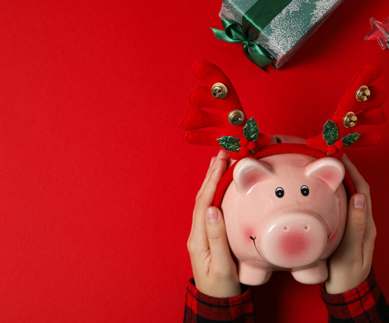 Five easy tips to help you stick with your Christmas budget