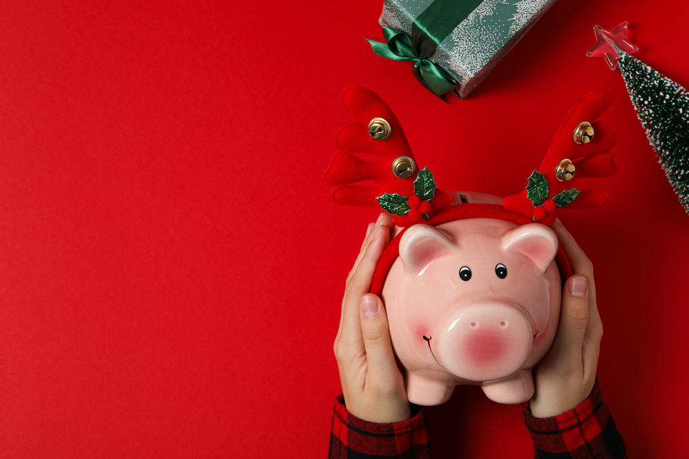 Five easy tips to help you stick with your Christmas budget