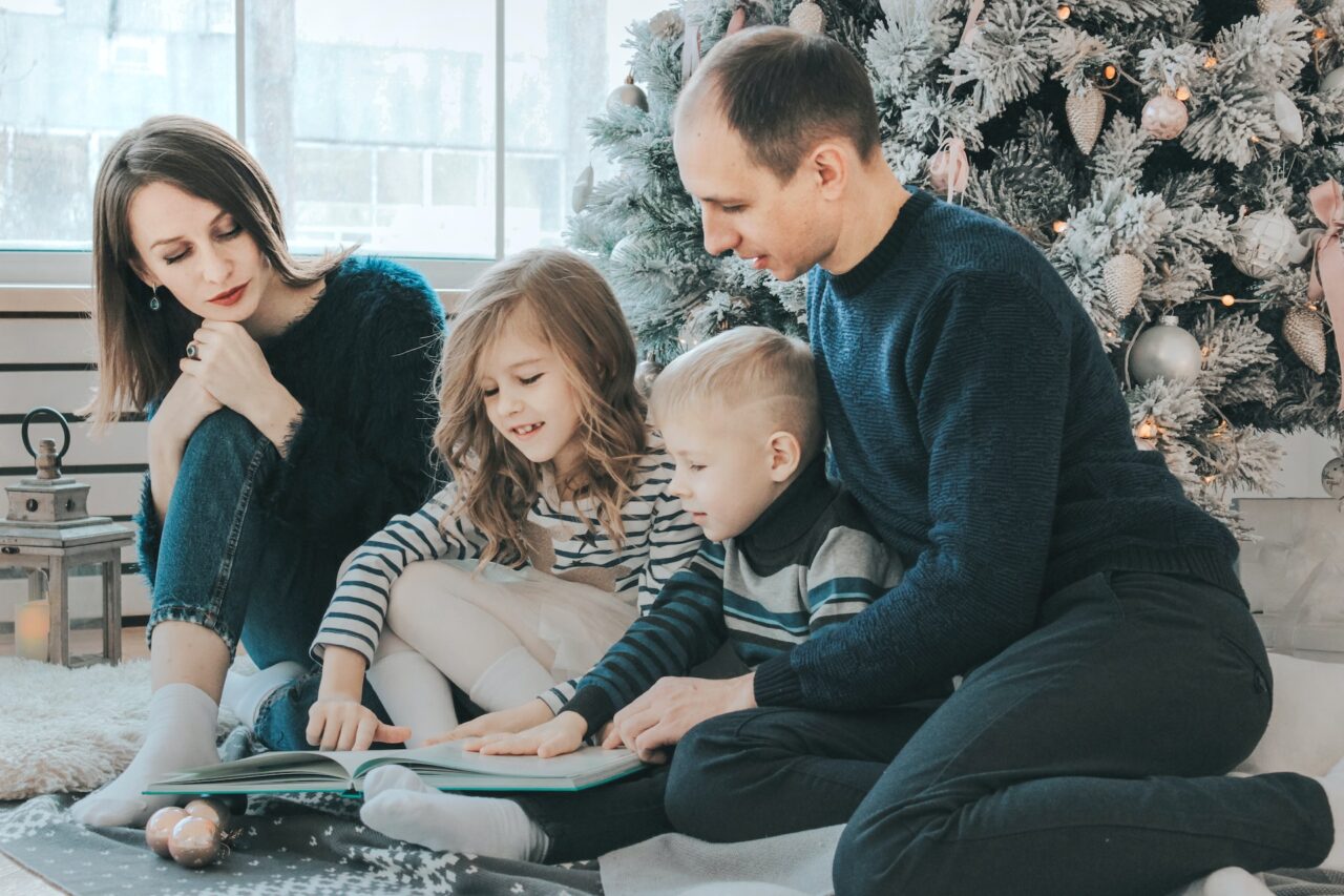 The ultimate guide to creating a Christmas-themed photo book