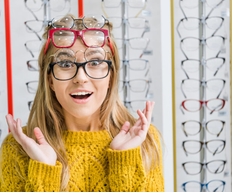 A Complete Guide to Shopping for Glasses