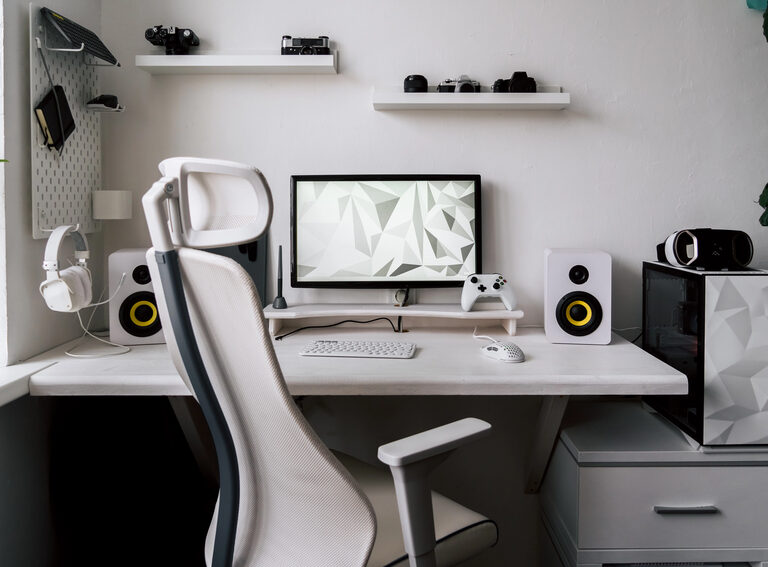 Guide to Building an Ergonomic Home Workstation