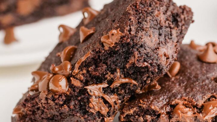 Image for Air Fryer Brownies (super quick, easy, and fudgy!) - Texanerin Baking