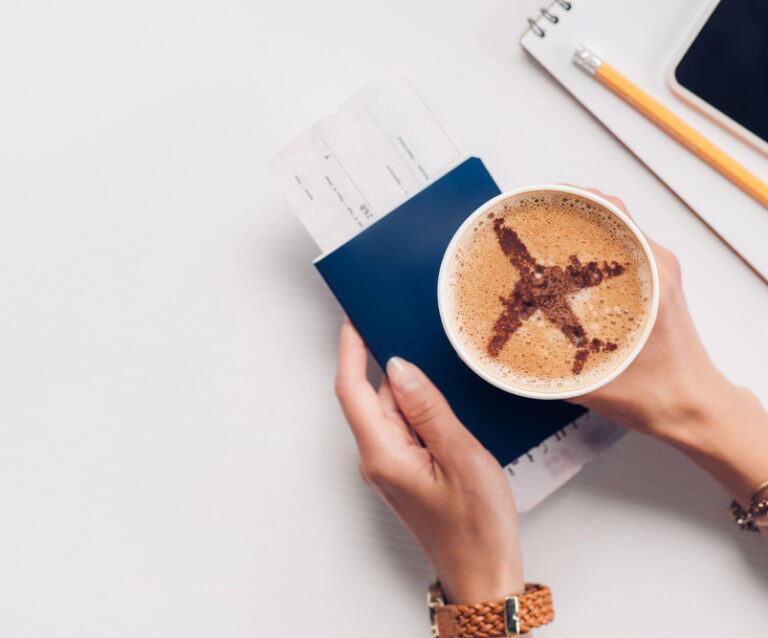 How to Stay Safe While Traveling