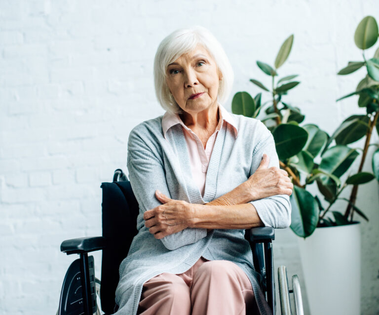 Supporting Seniors with Dementia: A Guide for Families