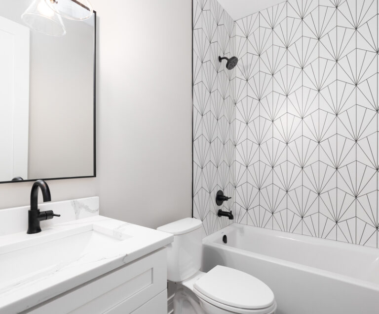 How to Maintain a Durable Acrylic Bathtub?