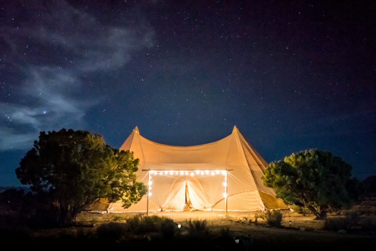 Top 4 Benefits of Choosing a Quality Marquee for Family Events