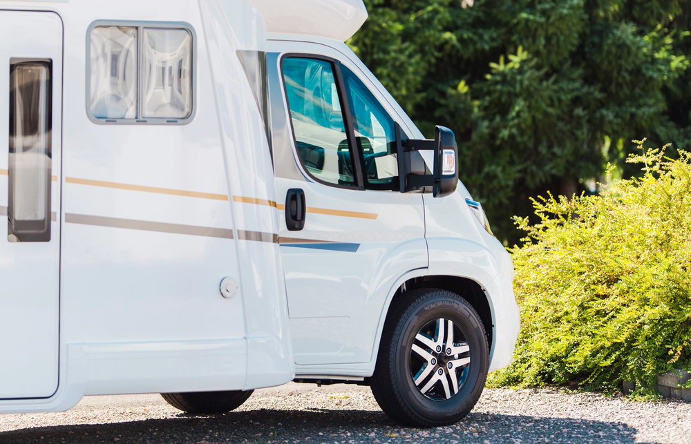Things Nobody Tells You About Planning a Big Family Trip