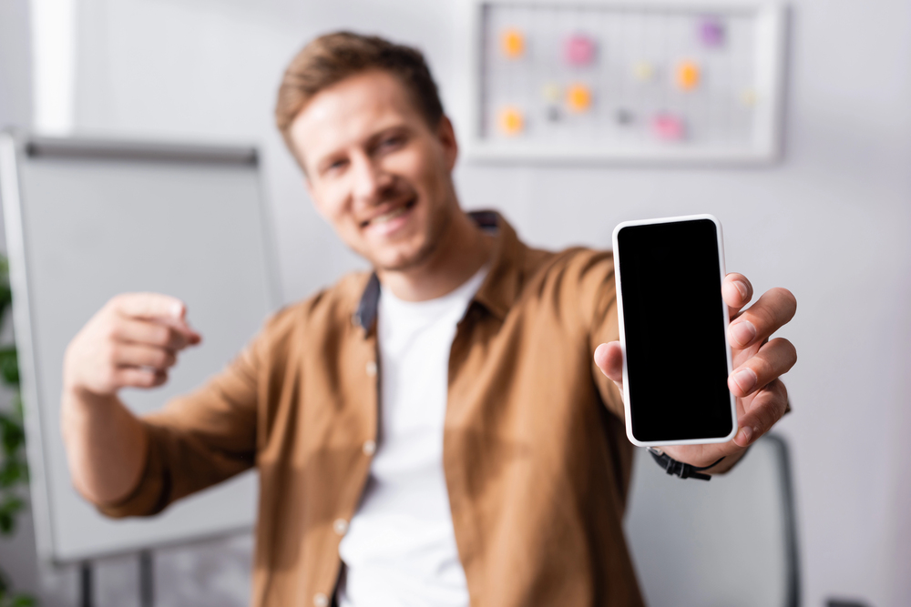 Why 2026 is the Year of the “Pristine” Hand-Me-Down Mobile Phone