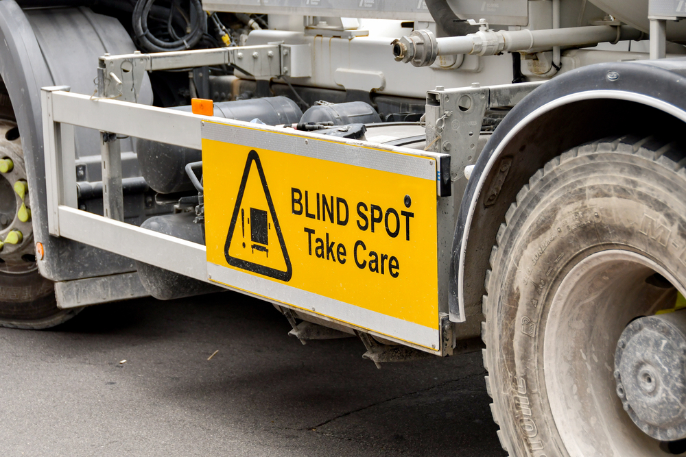 Why Understanding Truck Driver Blind Spots Could Keep Your Family Safer on Journeys